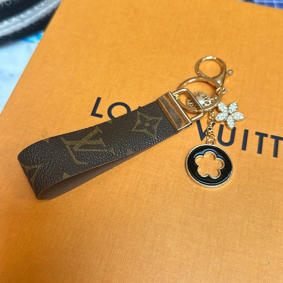 Stocking stuffer!🎁Handmade lux keyfob - Picture 1 of 6